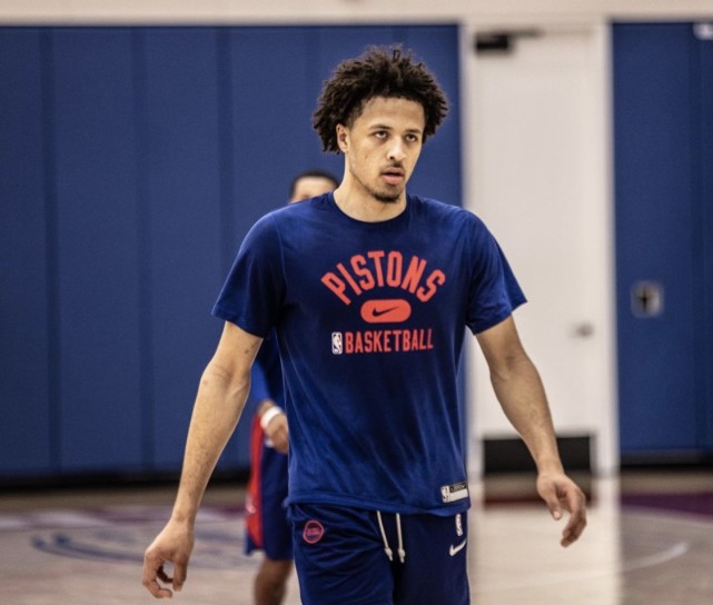 [国际足球]劳姆任意球传中 奥尔莫推射闪电破门.